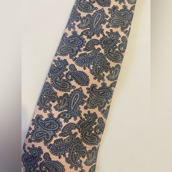 Carl Michaels Paisley Tie Pink Blue - Picture 2 of 3